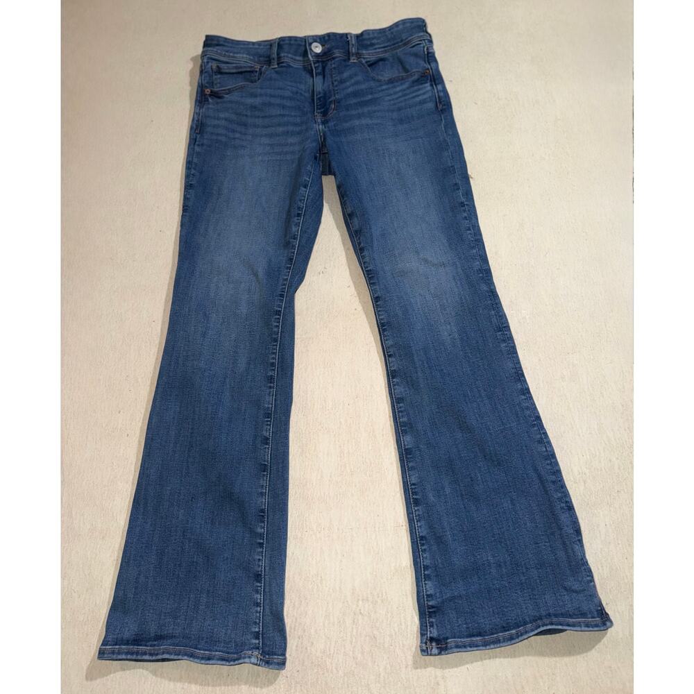 American Eagle women’s next level flex kick boot blue jeans
